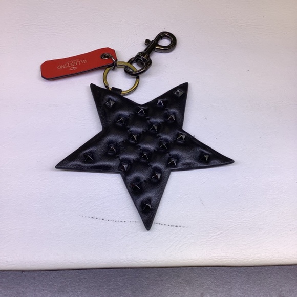 Valentino Garavani Rockstud Key Chain - Picture 2 of 2